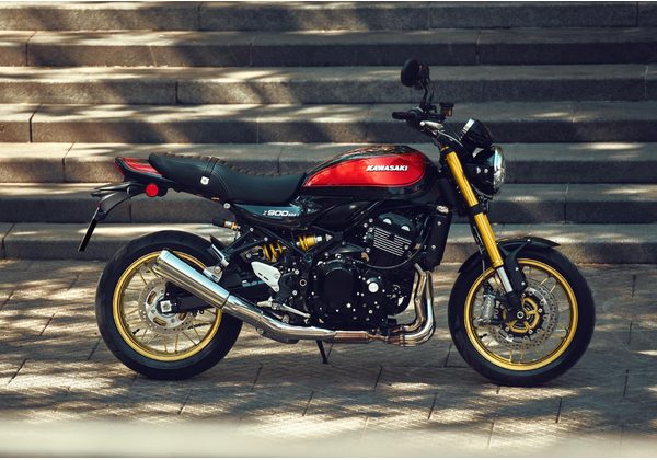 KAWASAKI Z900RS SE (70 KW) - ČERNÁ 2026 - MOTOCYKLY KAWASAKI - MOTORKY