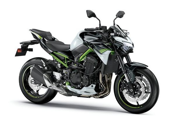 KAWASAKI Z900 BÍLÁ