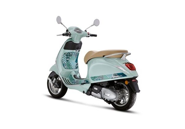 VESPA PRIMAVERA 125 BATIK ABS E5+ - VERDE BATIK 2025 - PRIMAVERA - SKÚTRY