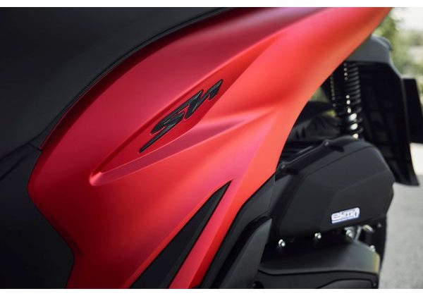 HONDA SH125 SMART TOP BOX - ČERVENÁ 2026 - SH125 - SKÚTRY