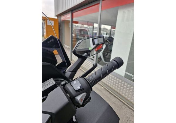 HONDA FORZA 125 SE - 2023 - BAZAR - HONDA - MOTOBAZAR