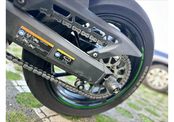 KAWASAKI Z900 SE - BAZAR - BAZAR MOTOCYKLŮ - MOTOBAZAR