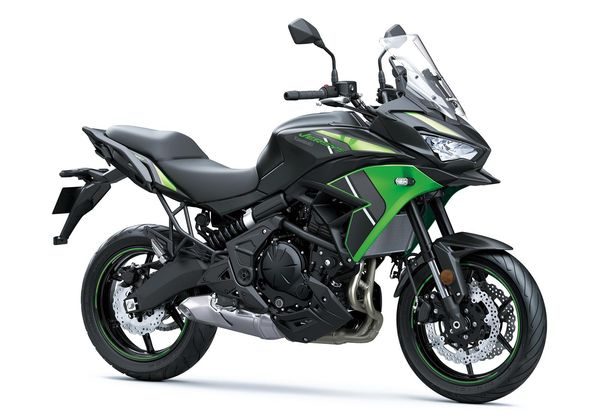 KAWASAKI VERSYS 650 ZELENÁ 2024