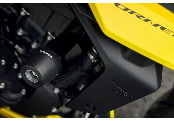 HONDA CB750 HORNET - ŽLUTÁ 2026 - CB750 HORNET - MOTORKY