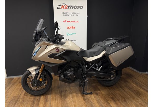 HONDA NT1100 ES DCT 2026-DEMO - DEMO AKČNÍ MOTOCYKLY - MOTORKY