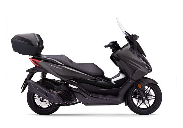 HONDA FORZA 125 - TMAVÁ ŠEDÁ 2025 - FORZA 125 - SKÚTRY