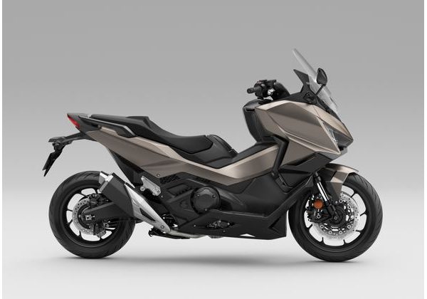 HONDA FORZA 750 - BÉŽOVÁ 2025 - FORZA 750 - SKÚTRY