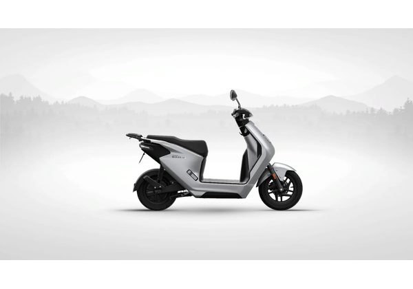 HONDA EM 1E - ŠEDÁ - 2026 - EM1 E: - SKÚTRY