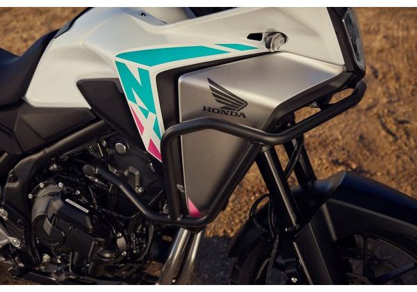 HONDA NX500 - BÍLÁ 2026 - NX500 - MOTORKY
