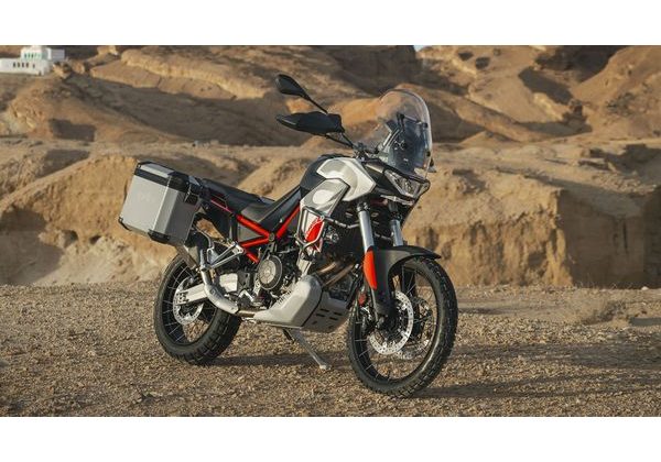 APRILIA TUAREG 660 E5+ - HAILSTORM WHITE 2025 - CESTOVNÍ ENDURO - MOTORKY