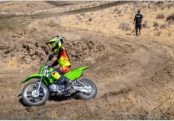 KAWASAKI KLX110R - ZELENÁ 2026 - MOTOCROSS & ENDURO - MOTORKY