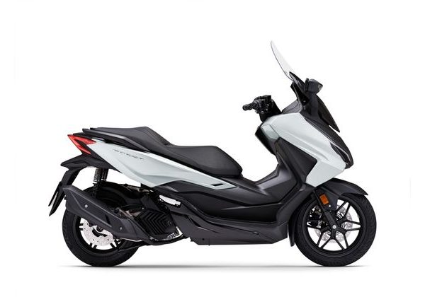 HONDA FORZA 125 - BÍLÁ 2025 - FORZA 125 - SKÚTRY