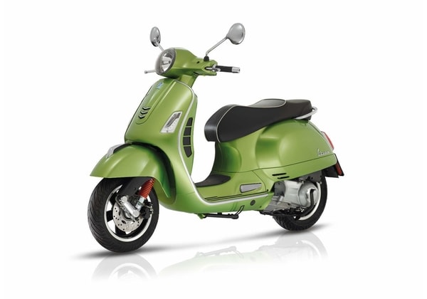 VESPA GTS SUPER 300 4V ABS ASR VERDE SPERANZA