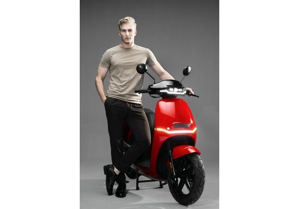 ELEKTRICKÝ SKÚTR HORWIN EK3 ČERVENÝ - HORWIN - SKÚTRY