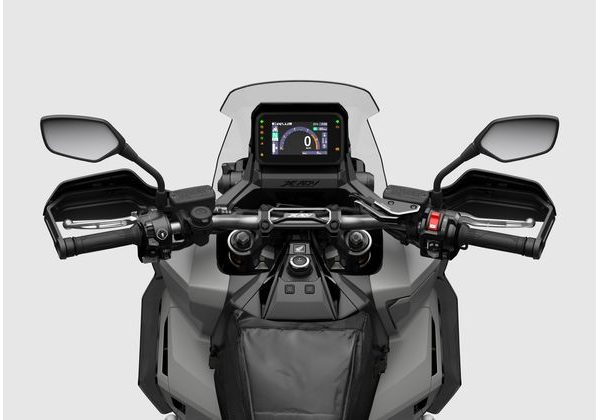 HONDA X-ADV 750 - ČERNÁ 2025 - X-ADV 750 - MOTORKY