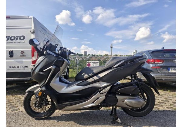 HONDA FORZA 300 - BAZAR - MOTOBAZAR