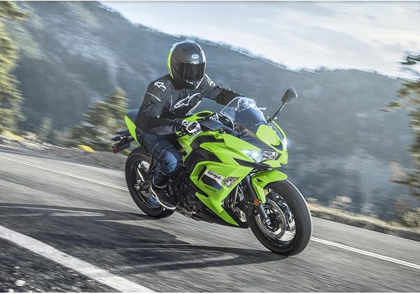 KAWASAKI NINJA 650 - ZELENÁ 2026