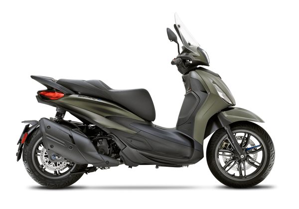 PIAGGIO BEVERLY 400 S HPE E5+ - VERDE JUNGLE 2025 - BEVERLY - SKÚTRY