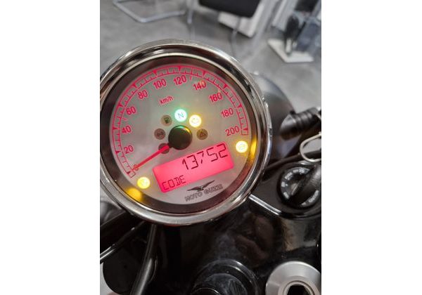 MOTO GUZZI V9 ROAMER - MOTO GUZZI - MOTOBAZAR