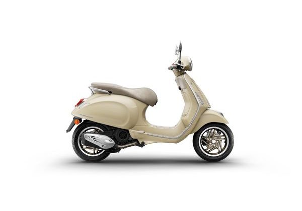 VESPA PRIMAVERA 125 S E5+ - BÍLÁ 2026 - PRIMAVERA - SKÚTRY