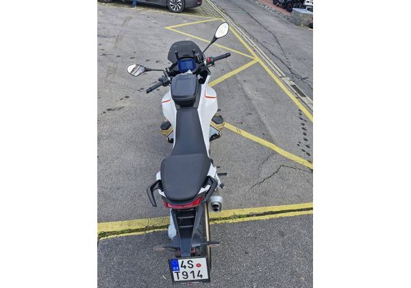 MOTO GUZZI V100 MANDELLO - DEMO 2024 - DEMO AKČNÍ MOTOCYKLY - MOTORKY