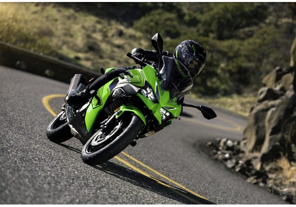 KAWASAKI NINJA 500 SE - ZELENÁ 2026