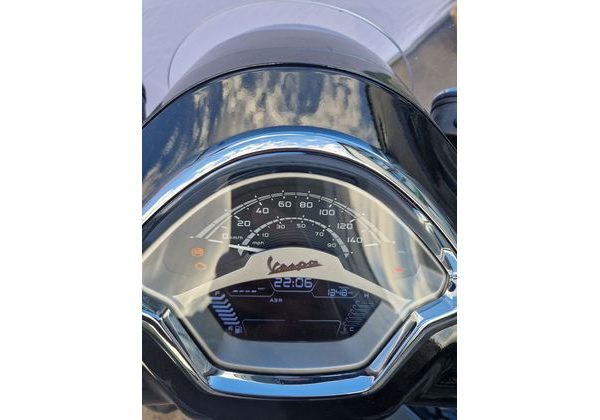 VESPA GTS 310 - DEMO 2025 - DEMO AKČNÍ MOTOCYKLY - MOTORKY