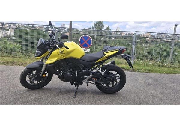 HONDA CB 750 HORNET - EVENTOVÝ MOTOCYKL