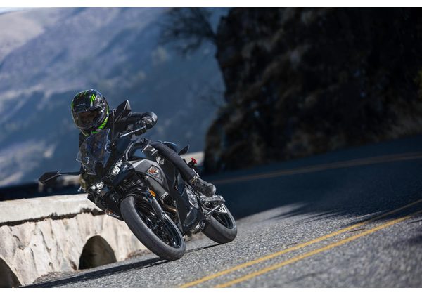 KAWASAKI NINJA 500 - ČERNÁ 2027 - SUPERSPORT & SPORT - MOTORKY