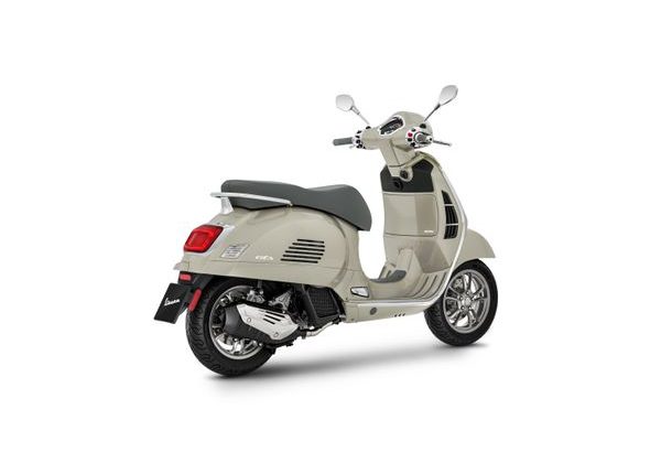 VESPA GTS 125 RST E5 BEIGE AVVOLGENTE 2024 - GTS - SKÚTRY
