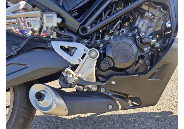 HONDA CB125R BAZAR - MOTOBAZAR