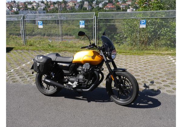 MOTO GUZZI V7 III STONE BAZAR