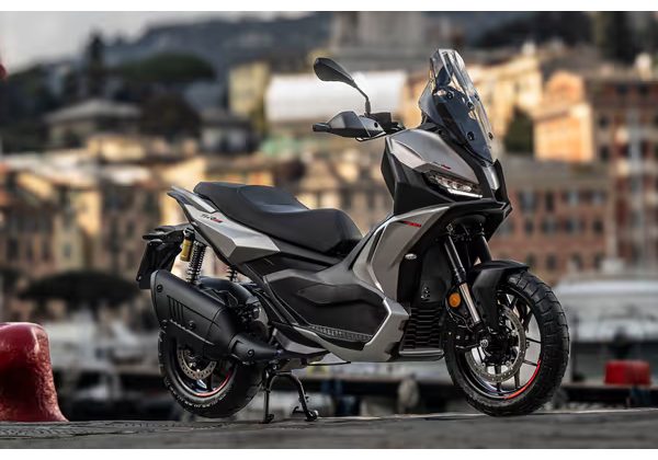 APRILIA SR GT 400 - RUGGED BLACK - 2026 - SR GT 400 - SKÚTRY