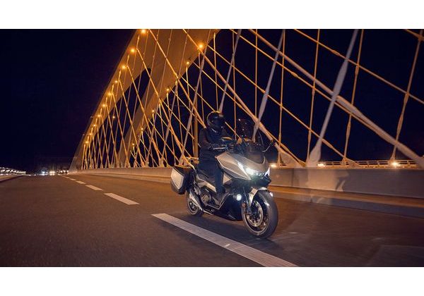 HONDA FORZA 750 - BÉŽOVÁ 2026 - FORZA 750 - SKÚTRY