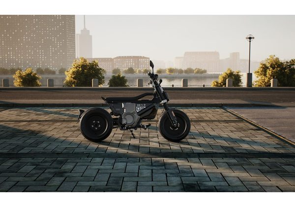 BMW CE 02 - COSMIC BLACK - URBAN MOBILITY - MOTORKY