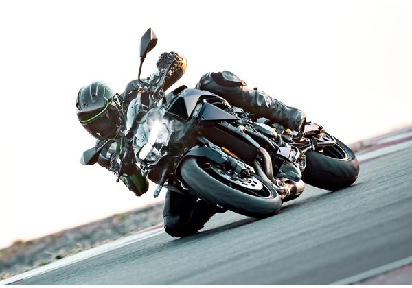 KAWASAKI Z H2 - ČERNÁ 2026 - SUPERNAKED - MOTORKY