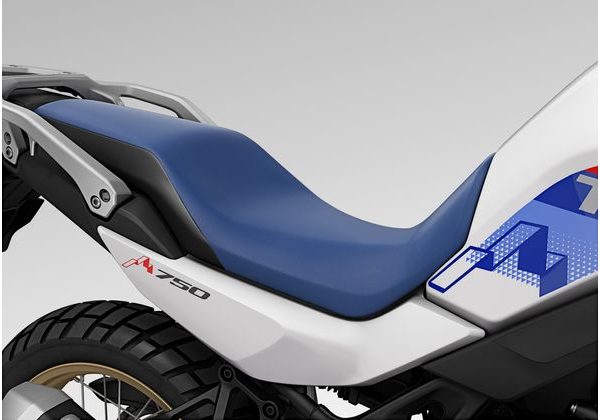 HONDA XL750 TRANSALP - BÍLÁ 2025 - XL750 TRANSALP - MOTORKY