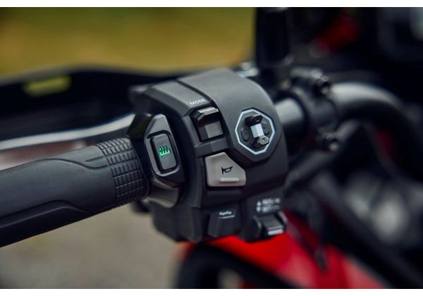 HONDA CB1000GT - ČERNÁ 2026 - SPORT TOURING - MOTORKY