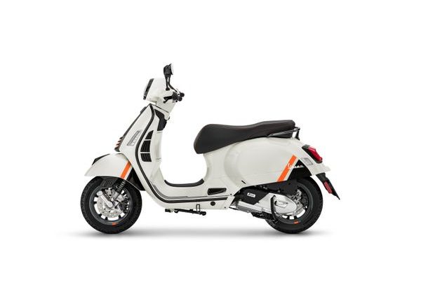 VESPA GTS 125 SS HPE ABS E5+ BIANCO INNOCENTE 2025 - GTS - SKÚTRY