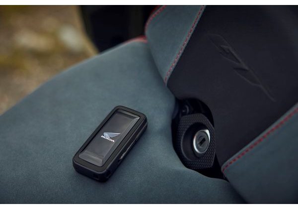 HONDA CB1000GT - ČERNÁ 2026 - SPORT TOURING - MOTORKY