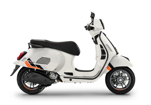 VESPA GTS 310 SS HPE ABS E5+ BIANCO INNOCENTE 2025 - GTS - SKÚTRY