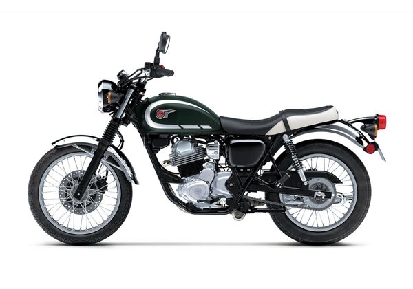 KAWASAKI W230 - TMAVĚ ZELENÁ 2026 - CLASSICS & CRUISERS - MOTORKY