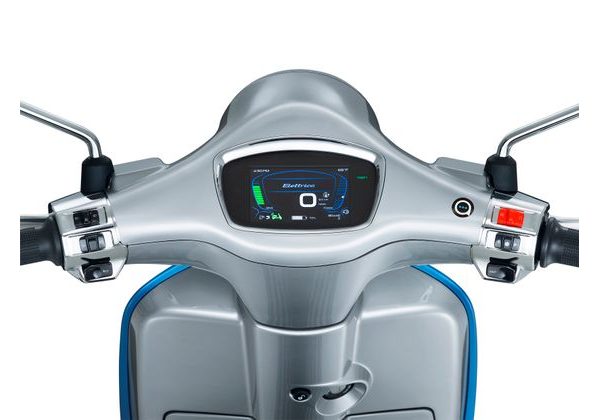 VESPA ELETTRICA L3 E5 - STŘÍBRNÁ, MODRÁ