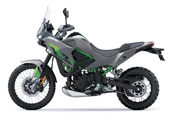 KAWASAKI KLE 500 SE - ŠEDÁ 2026 - MOTOCROSS & ENDURO - MOTORKY
