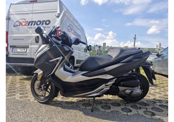 HONDA FORZA 300 - BAZAR - MOTOBAZAR
