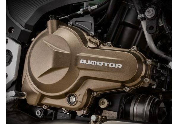 QJ MOTOR SRK 600 - ČERNÁ - 2026 - SRK 600 - MOTORKY