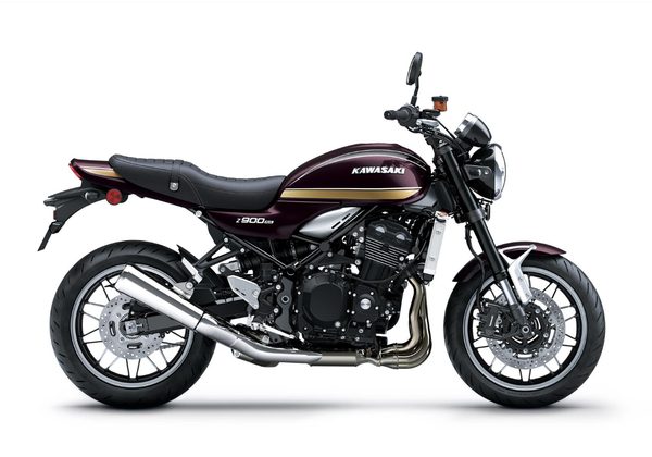 KAWASAKI Z900RS (70 KW) - VÍNOVÁ 2026 - CLASSICS & CRUISERS - MOTORKY