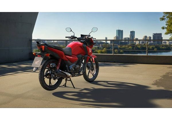 HONDA CB125F - ČERVENÁ 2026 - CB125F - MOTORKY