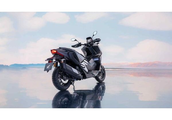 HONDA ADV 350 SPECIAL EDITION SMART TOP BOX - PEARL FALCON GREY - 2026 - ADV - SKÚTRY