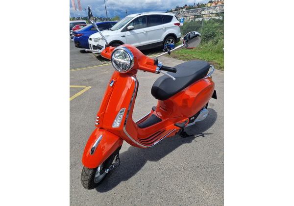 VESPA PRIMAVERA 125 - KOMISNÍ PRODEJ - MOTOBAZAR